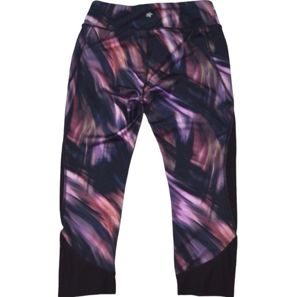 Tek Gear Watercolor Print Drytek Workout Capris, Mesh Insets, Small - Picture 6 of 7
